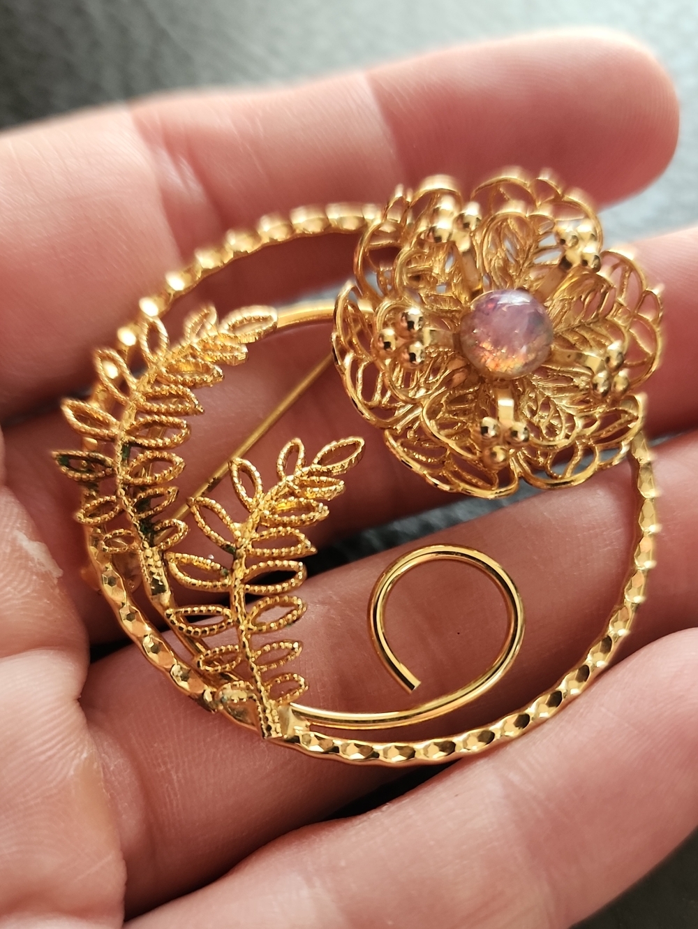 VTG Gold Floral Filigree Brooch with Pink Stone Accent